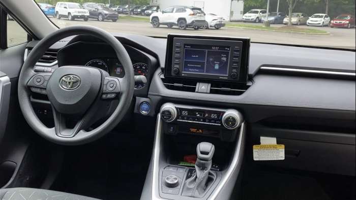 2020 Toyota RAV4 Hybrid XLE dashboard instrument panel