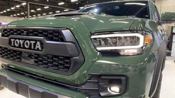 2020 Toyota Tacoma Army Green Side View