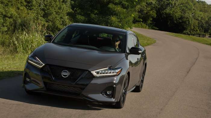 2021 Nissan Maxima 40th Anniversary Edition front