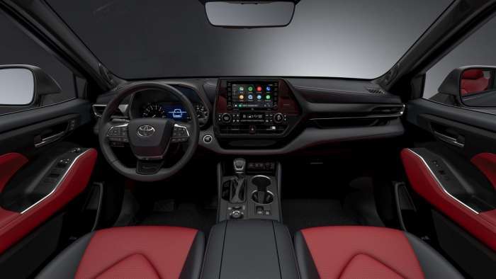2021 Toyota Highlander XSE interior red and black seats