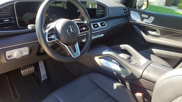 2021 Mercedes Benz GLS front interior
