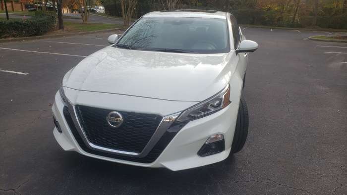 2021 Nissan Altima Front