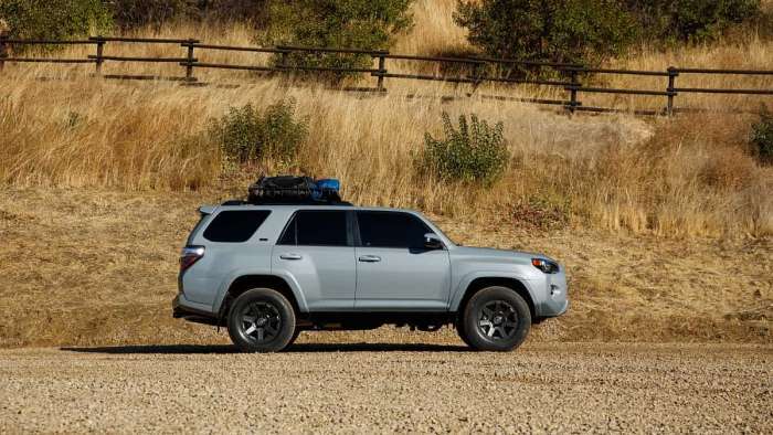 2021 Toyota 4Runner Trail Special Edition Cement Color Profile View