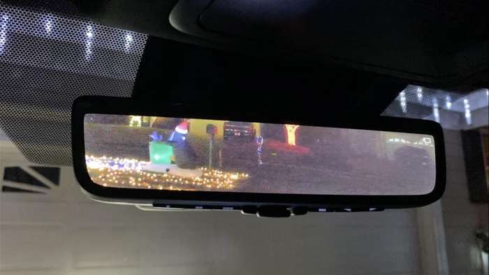 2021 Toyota RAV4 XSE Hybrid digital rearview mirror