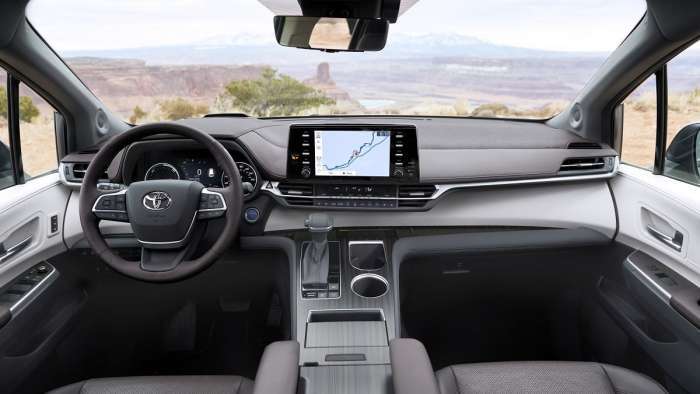 2021 Toyota Sienna Platinum interior