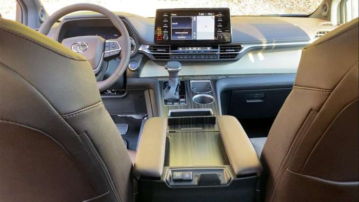 2021 Toyota Sienna Platinum interior bridge deck