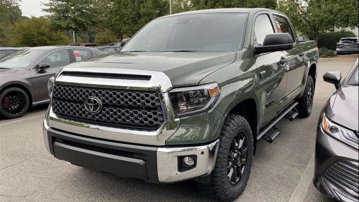 2021 Toyota Tundra SR5 CrewMax TRD Off-Road Army Green profile and front end