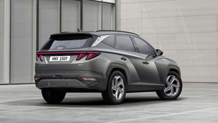 2022 Hyundai Tucson Rear Angle