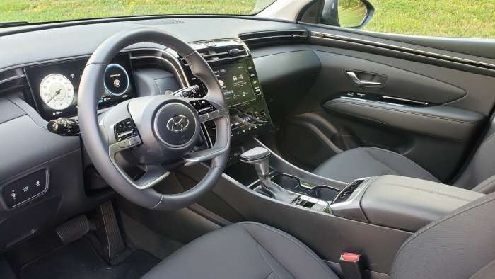 2022 Hyundai Tucson XRT AWD Review interior