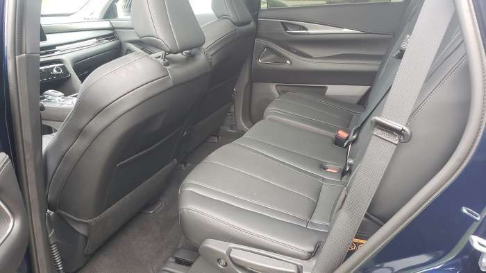 2022 Infiniti QX 60 Review rear seat