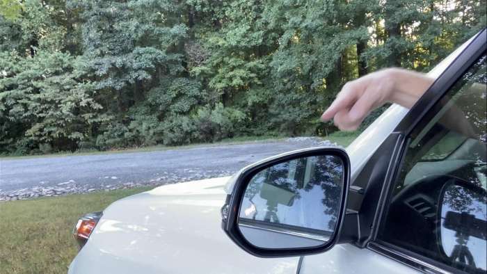 2022 Toyota 4Runner Limited blind spot monitor rear cross-traffic alert
