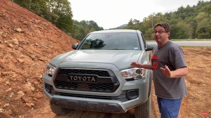 2022 Toyota Tacoma Trail Edition Double Cab Lunar Rock front end