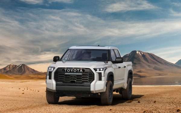2022 Toyota Tundra White 