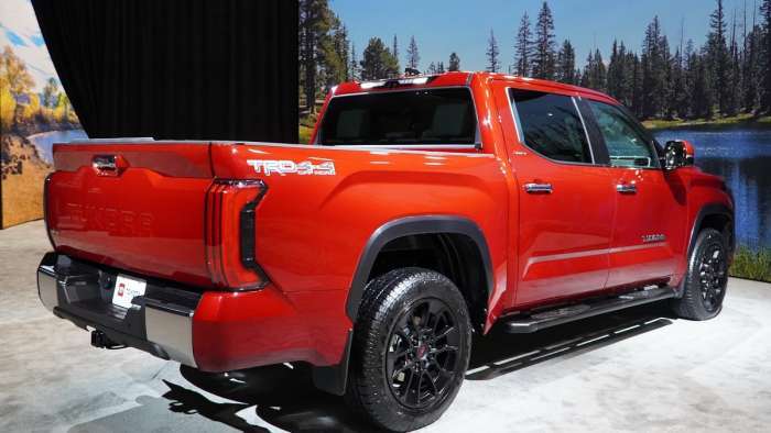 2022 Toyota Tundra Limited Supersonic Red back end rear end profile view