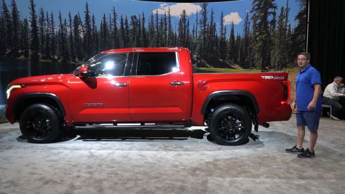 2022 Toyota Tundra Limited TRD Off-Road Supersonic Red profile view 