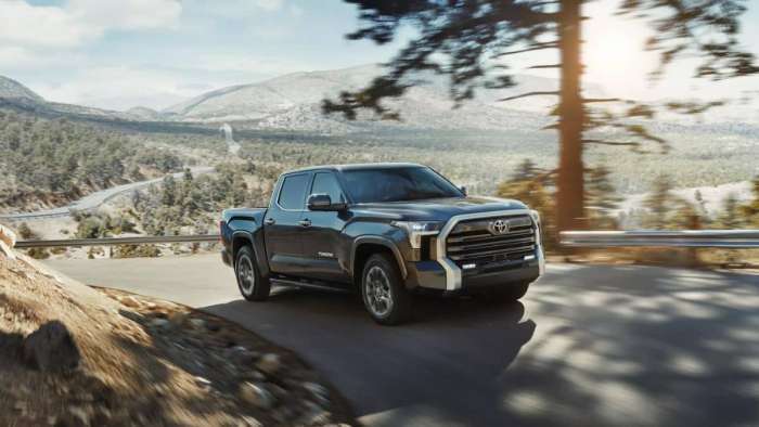 2022 Toyota Tundra Owners Share Their Confusion on Early Brake Rotor Service