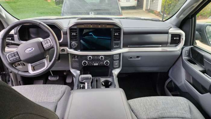 2023 Ford F-150 Lightning Review touchscreen