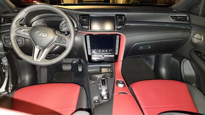2023 Infiniti QX50 front interior