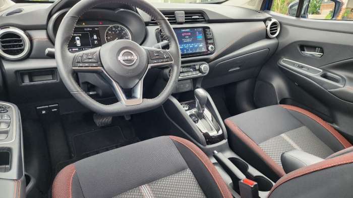 2023 Nissan Versa SR interior