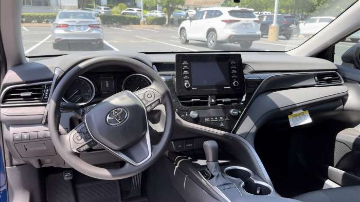 2023 Toyota Camry interior multimedia