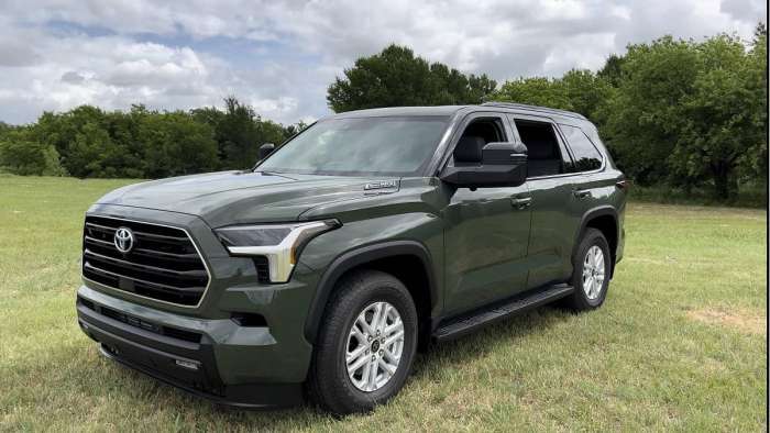 2023 Toyota Sequoia SR5 Army Green front end profile view
