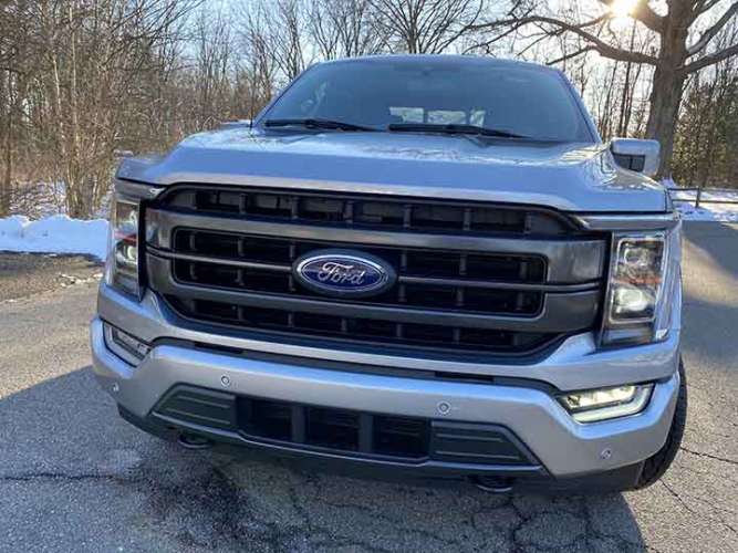 2021 Ford F-150 Lariat grille