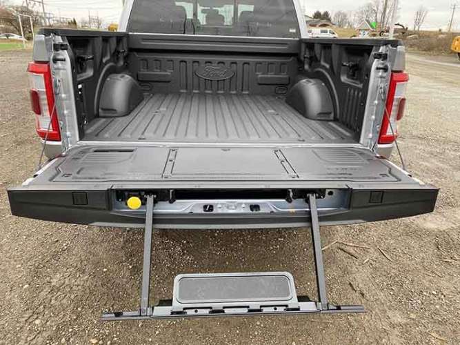 2021 Ford F-150 power tailgate