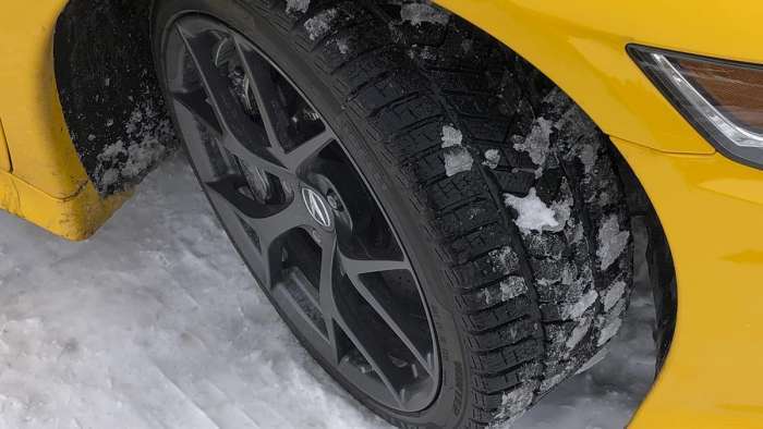 2020 Acura NSX snow tires