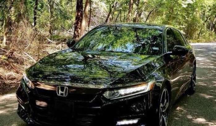 Honda Dealer Gives Great Customer Service By Fixing Accord Paint 