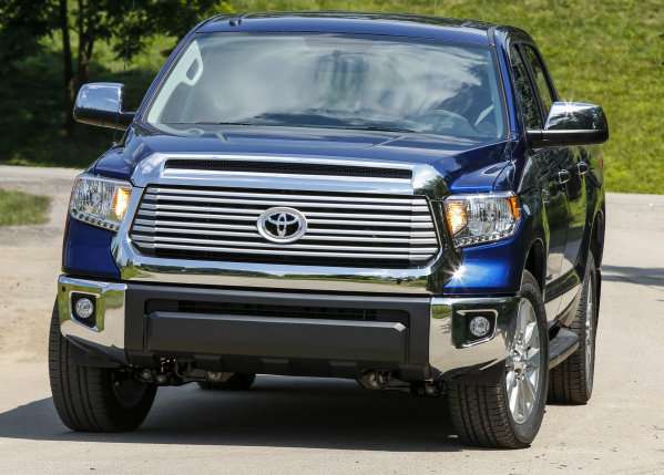 The front end of the 2014 Toyota Tundra Limited CrewMax