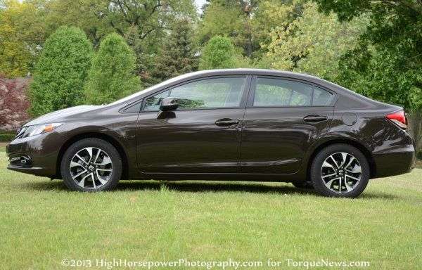 The side profile of the 2013 Honda Civic EX-L
