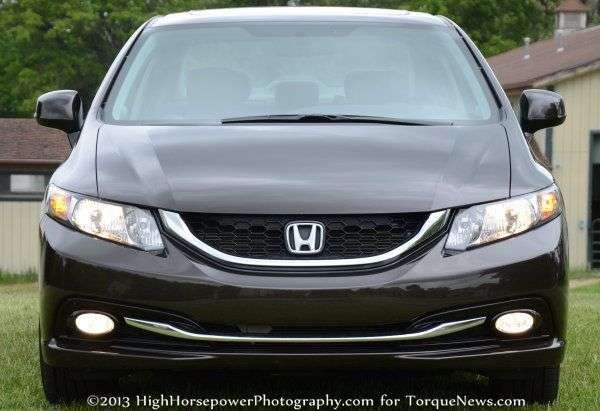 The front end of the 2013 Honda Civic EX-L