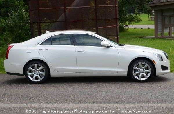 The side profile of the 2013 Cadillac ATS 2.5L Luxury 