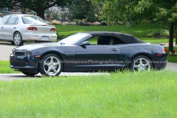 The 2014 Chevrolet Camaro V6 Convertible Front End