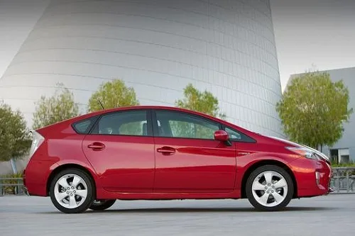 Toyota Prius 2012 side view