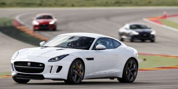 Jaguar F Type on Track