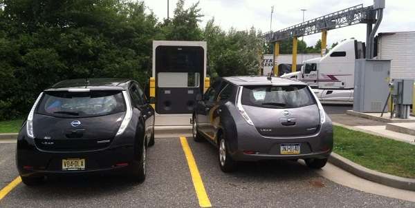 Nissan Leafs charging