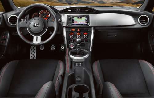 The dash of the 2013 Subaru BRZ
