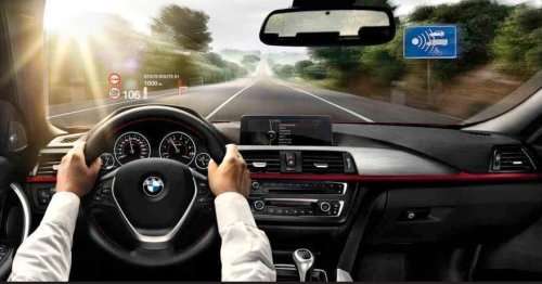 The dash of the 2012 BMW 3 Series