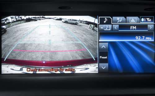 The 12.3" information screen of the 2013 Lexus GS450h 