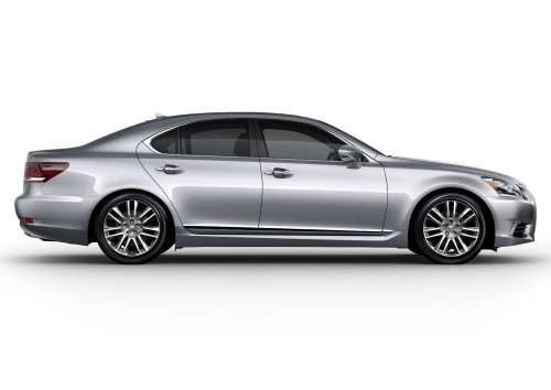 The side profile of the 2013 Lexus LS 460