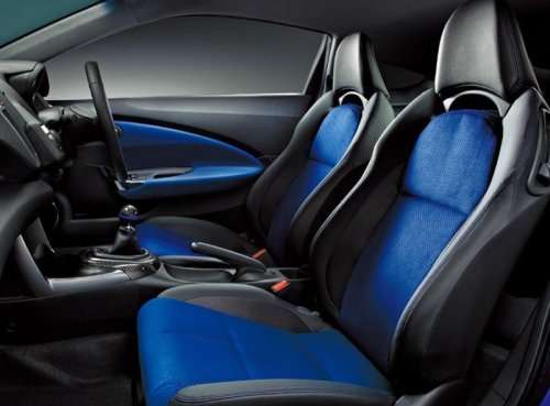 The seats of the 2013 Honda CR-Z Hybrid Mugen RZ 