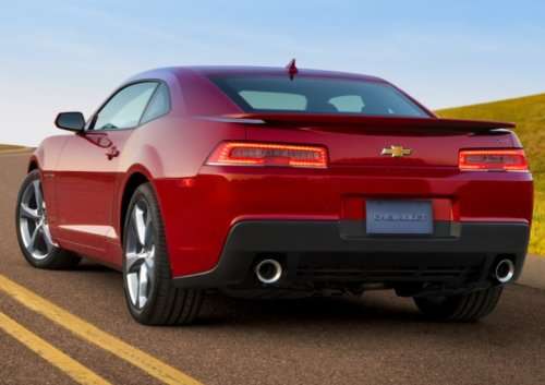 The refreshed rear end of the 2014 Chevrolet Camaro SS