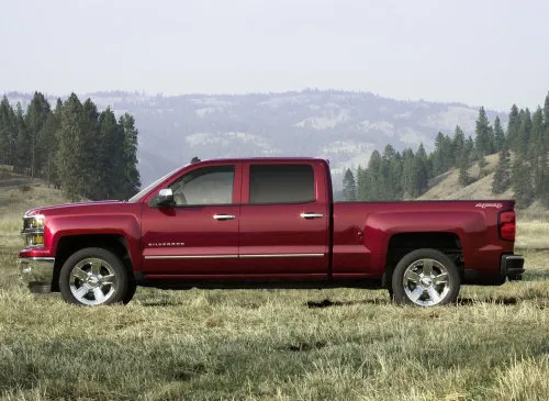 The side profile of the new 2014 Chevrolet Silverado 4x4 LTZ