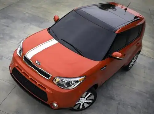 An overheaed shot of the of the 2014 Kia Soul