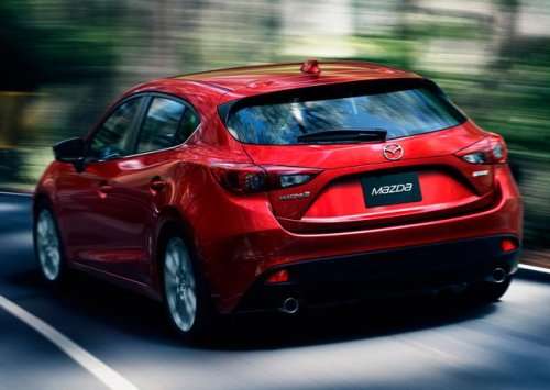 The rear end of the 2014 Mazda3