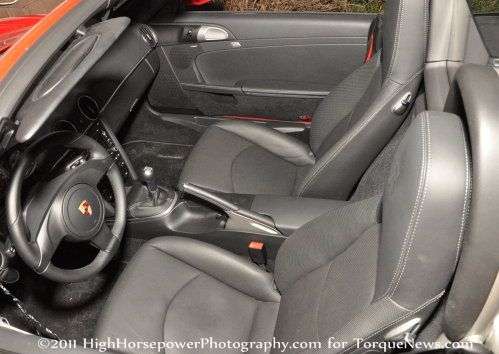 A closer look at theseating area of the 2012 Porsche Boxster S