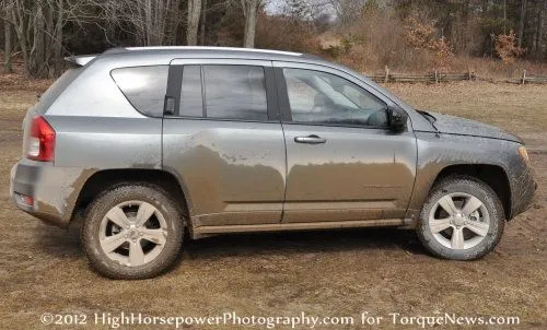 The side profile of the 2012 Jeep Compass Latitude 4x4