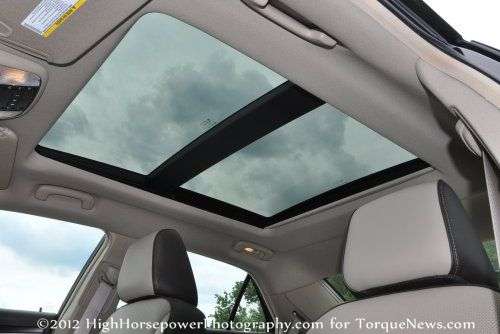 The panoramic sunroof of the 2012 Chrysler 300 Limited Luxury Series