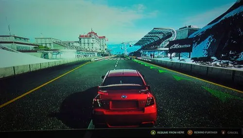 An overhead look at the gameplay of the Forza 4 demo